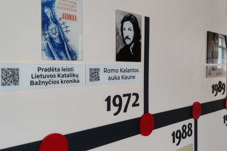 Edukacinis manipuliacinis stendas, projektas 74